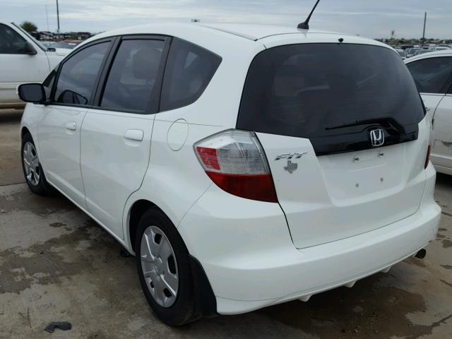 JHMGE8H36DC073633 - 2013 HONDA FIT WHITE photo 3