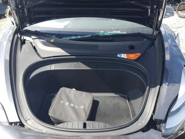 5YJ3E1EA4JF020003 - 2018 TESLA MODEL 3 GRAY photo 7