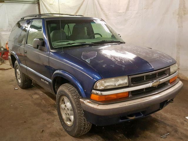 1GNCT18W91K214999 - 2001 CHEVROLET BLAZER BLUE photo 1