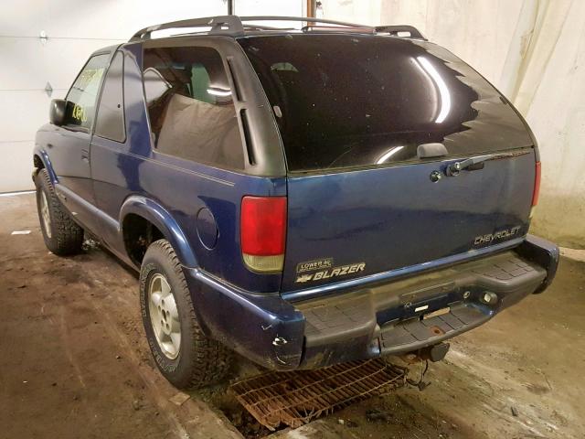 1GNCT18W91K214999 - 2001 CHEVROLET BLAZER BLUE photo 3