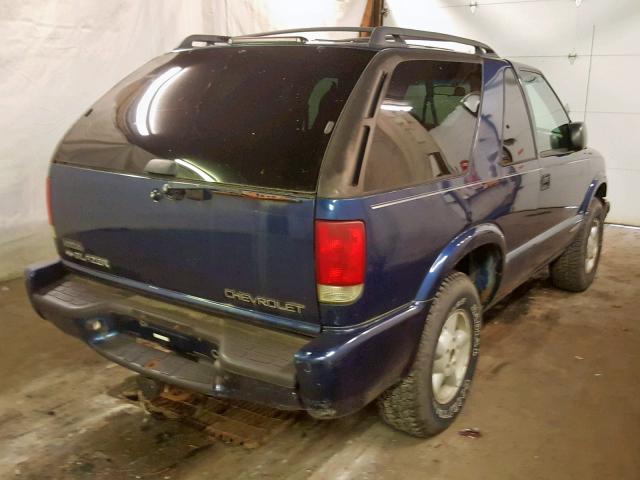 1GNCT18W91K214999 - 2001 CHEVROLET BLAZER BLUE photo 4