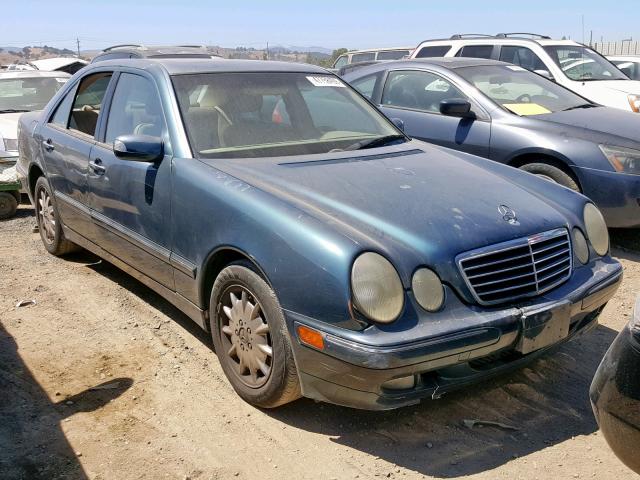 WDBJF65J7YB102692 - 2000 MERCEDES-BENZ E 320 BLUE photo 1