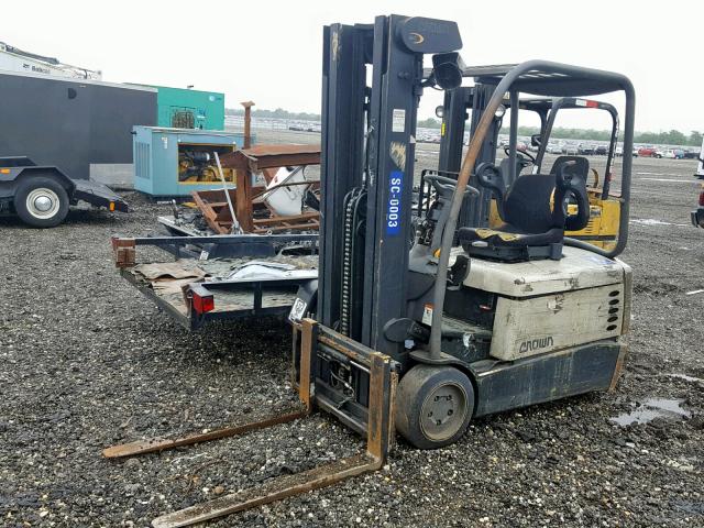 SC404040 - 2003 CROW FORKLIFT BEIGE photo 2