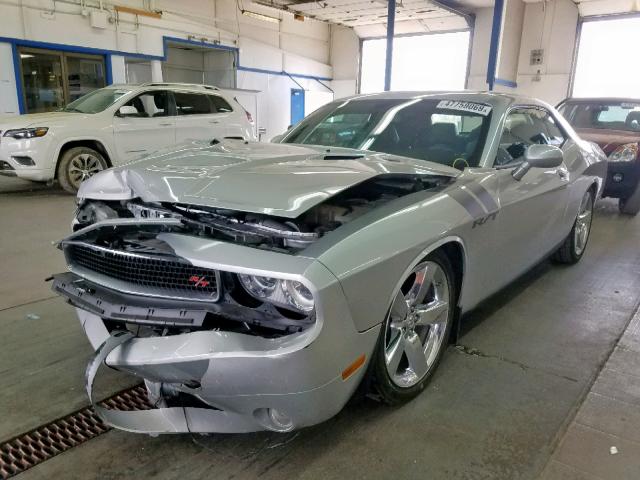 2B3LJ54T09H510306 - 2009 DODGE CHALLENGER SILVER photo 2