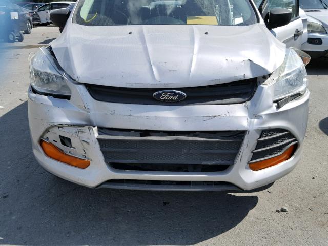 1FMCU0F77EUC98063 - 2014 FORD ESCAPE S SILVER photo 7