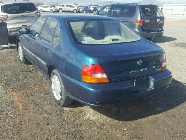 1N4DL01D0WC261667 - 1998 NISSAN ALTIMA XE GREEN photo 3