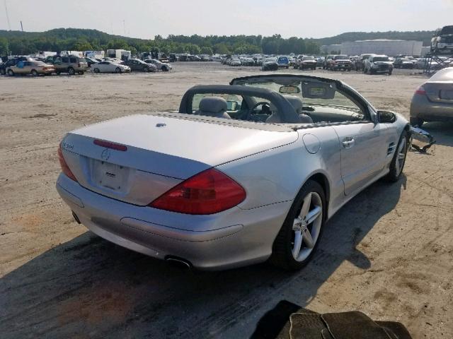 WDBSK75F66F108894 - 2006 MERCEDES-BENZ SL 500 SILVER photo 4