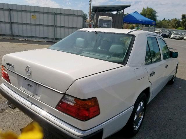 WDBEA34E0PB976559 - 1993 MERCEDES-BENZ 400 E WHITE photo 4