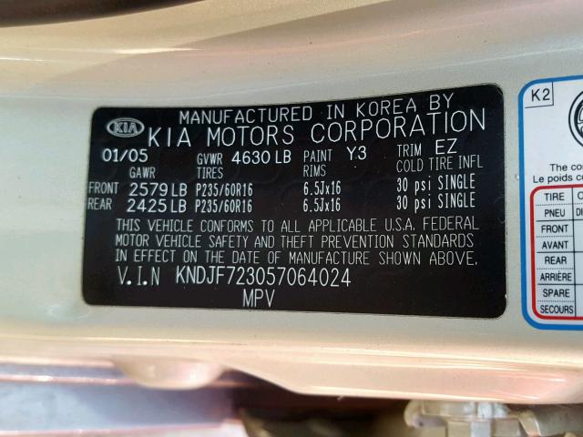 KNDJF723057064024 - 2005 KIA NEW SPORTA TAN photo 10