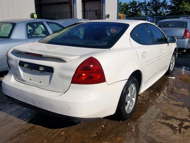 2G2WP552481148833 - 2008 PONTIAC GRAND PRIX WHITE photo 4