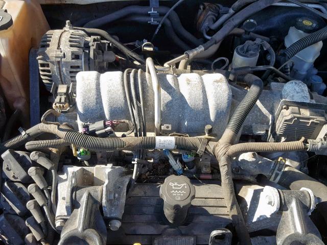 2G2WP552481148833 - 2008 PONTIAC GRAND PRIX WHITE photo 7