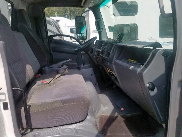 JALE5W169D7300029 - 2013 ISUZU NQR WHITE photo 5