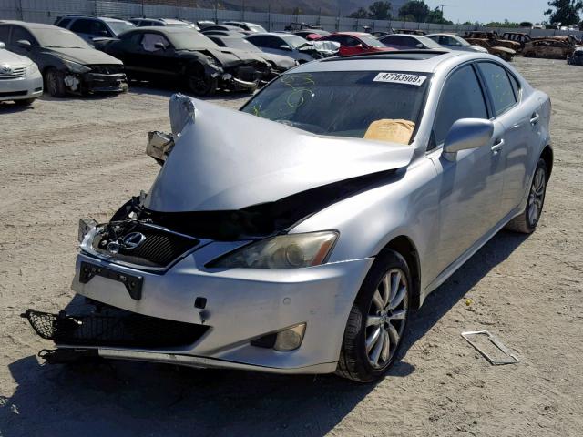 JTHCK262462000137 - 2006 LEXUS IS 250 SILVER photo 2