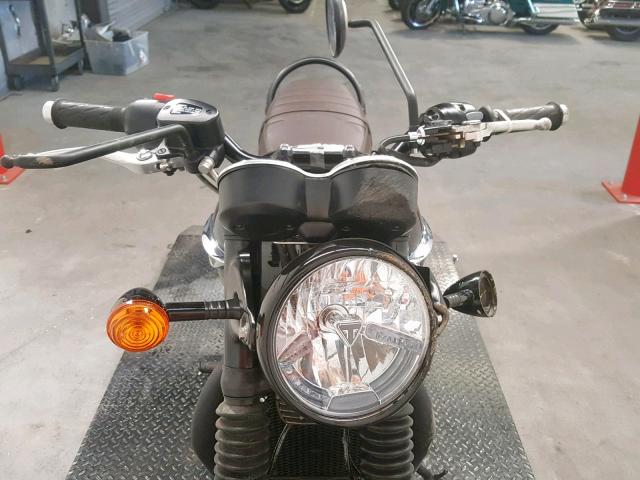 SMTD40HL7KT907142 - 2019 TRIUMPH MOTORCYCLE BONNEVILLE BLACK photo 9