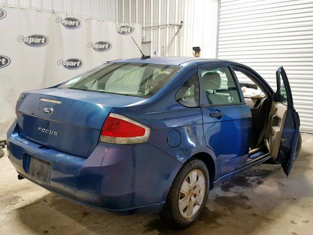 1FAHP34N28W197399 - 2008 FORD FOCUS S/SE BLUE photo 4