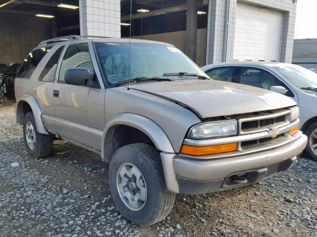 1GNCT18W21K130183 - 2001 CHEVROLET BLAZER SILVER photo 1