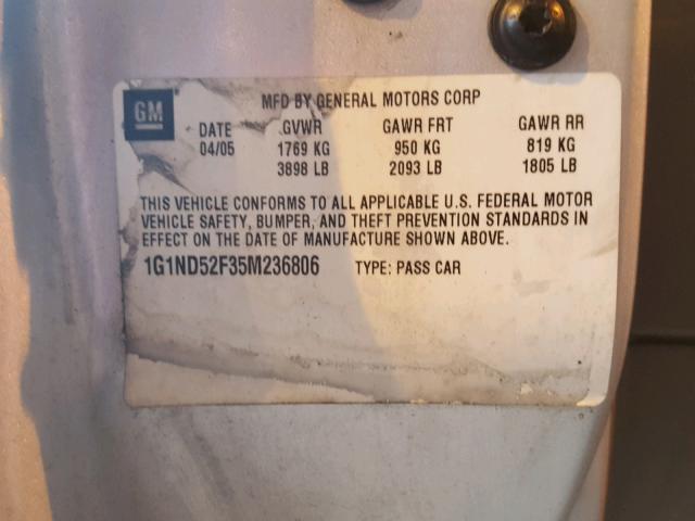 1G1ND52F35M236806 - 2005 CHEVROLET CLASSIC SILVER photo 10