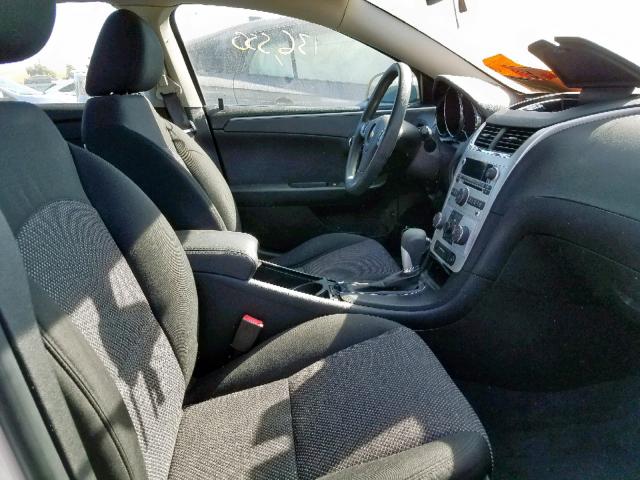 1G1ZC5E0XCF352310 - 2012 CHEVROLET MALIBU 1LT WHITE photo 5