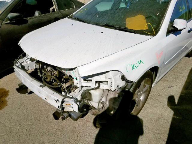 1G1ZC5E0XCF352310 - 2012 CHEVROLET MALIBU 1LT WHITE photo 9