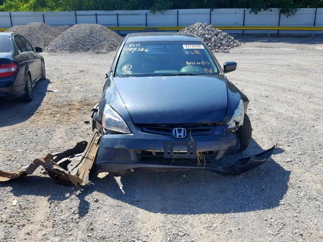 1HGCM56425A089386 - 2005 HONDA ACCORD LX BLUE photo 9