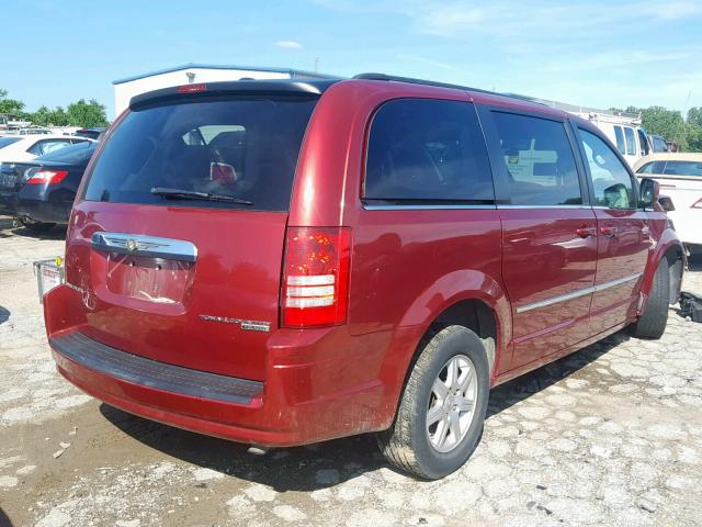 2A4RR5D13AR358966 - 2010 CHRYSLER TOWN & COU RED photo 4