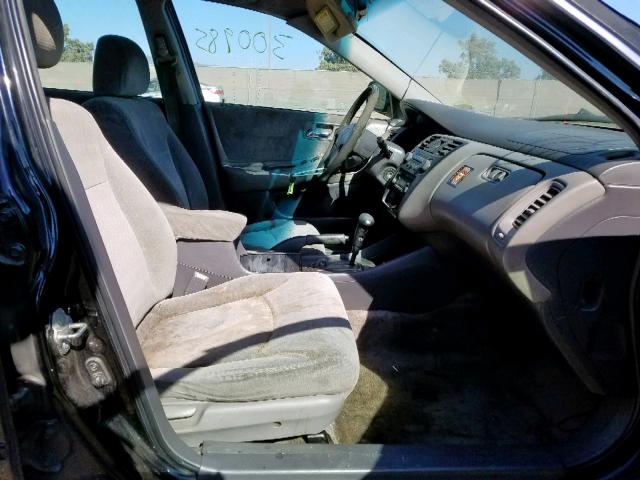 1HGCG56441A095062 - 2001 HONDA ACCORD LX BLACK photo 5