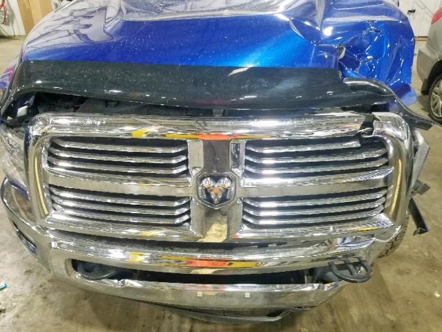 3C6UR5DL3GG260947 - 2016 RAM 2500 SLT 蓝色 照片 7