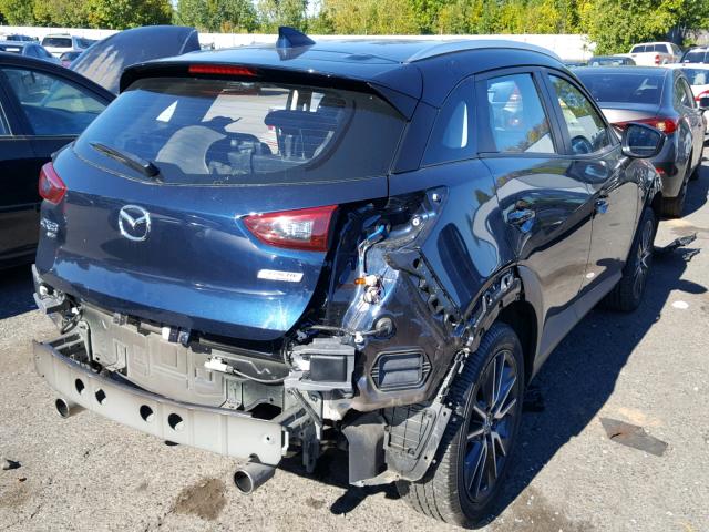 JM1DKFC76J0300960 - 2018 MAZDA CX-3 TOURI BLUE photo 4