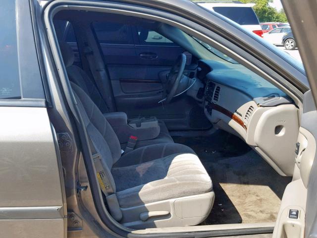 2G1WF52E239380427 - 2003 CHEVROLET IMPALA GRAY photo 5