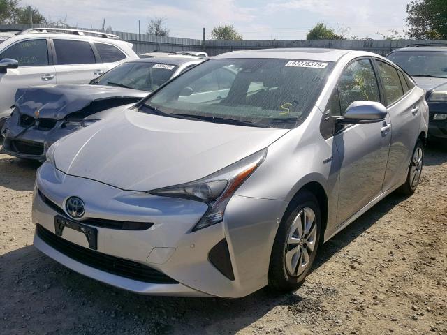 JTDKARFU2H3541551 - 2017 TOYOTA PRIUS SILVER photo 2