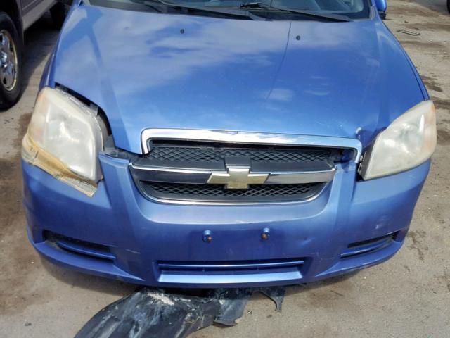 KL1TD56E09B355275 - 2009 CHEVROLET AVEO LS BLUE photo 9