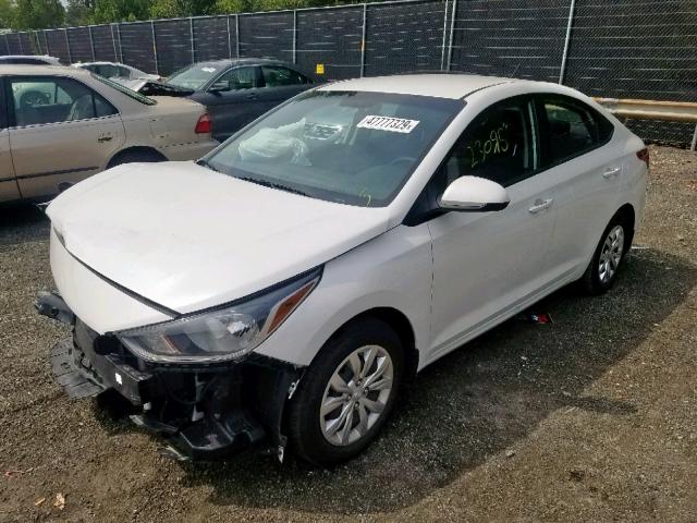 3KPC24A36JE035044 - 2018 HYUNDAI ACCENT SE WHITE photo 2