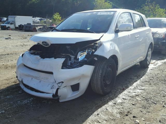 JTKKU4B45A1006501 - 2010 TOYOTA SCION XD WHITE photo 2