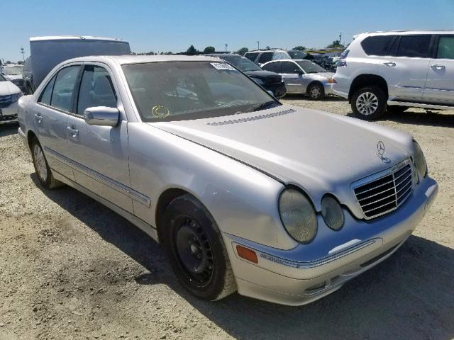 WDBJF65J71B258916 - 2001 MERCEDES-BENZ E 320 SILVER photo 1