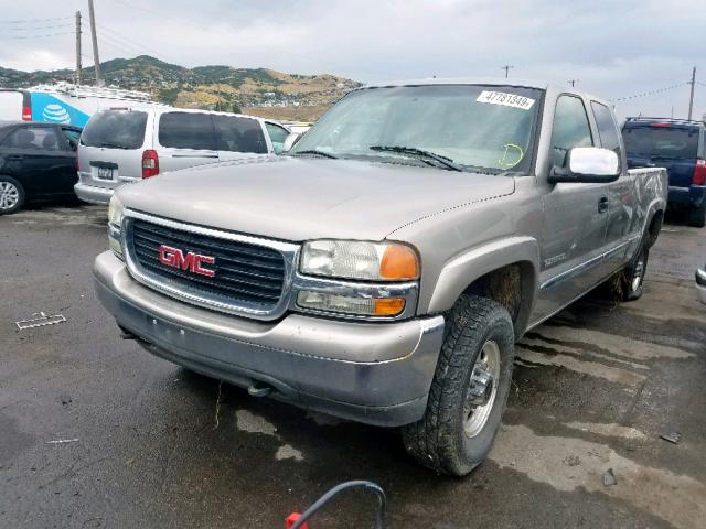 1GTGK29U91Z263093 - 2003 GMC SIERRA GOLD photo 2