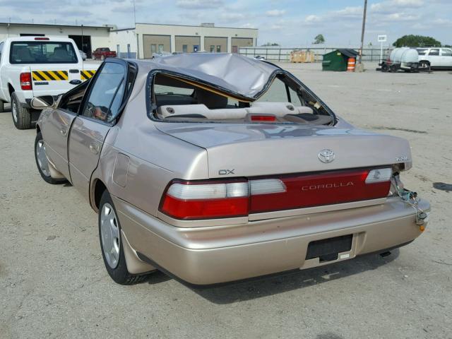 1NXBB02E6VZ600738 - 1997 TOYOTA COROLLA DX GOLD photo 3