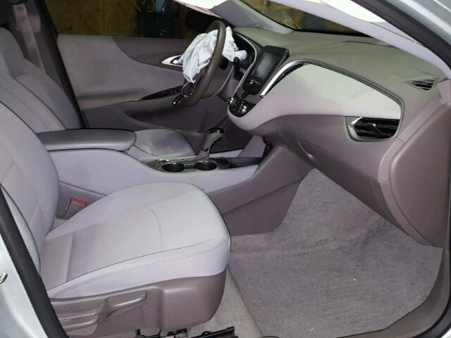 1G1ZB5ST8HF222504 - 2017 CHEVROLET MALIBU LS 银色 照片 5