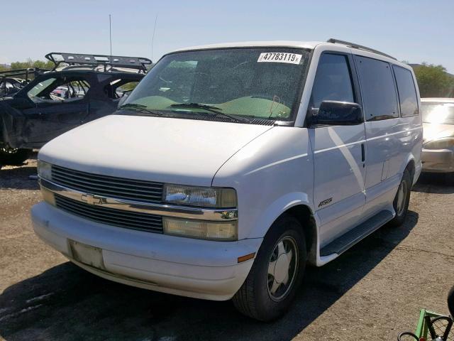 1GNDM19W1YB105284 - 2000 CHEVROLET ASTRO WHITE photo 2