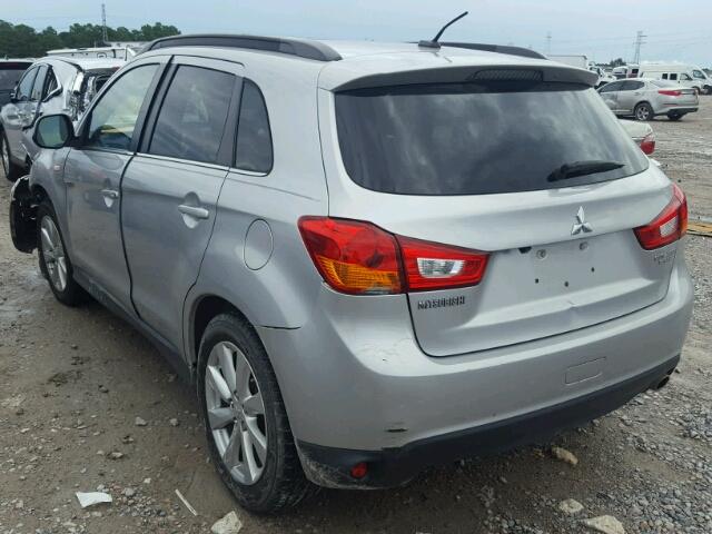 4A4AP4AU3DE011276 - 2013 MITSUBISHI OUTLANDER SILVER photo 3