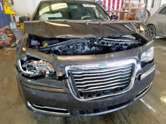 2C3CCAAG9EH376130 - 2014 CHRYSLER 300 CHARCOAL photo 9