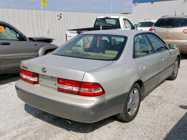 JT8BF28G210309361 - 2001 LEXUS ES 300 SILVER photo 4