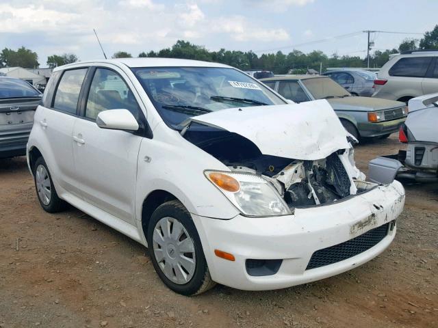 JTKKT624765006093 - 2006 TOYOTA SCION XA WHITE photo 1