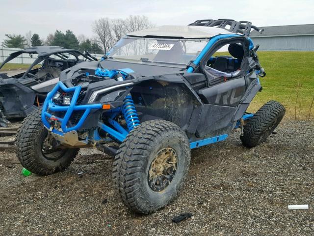 3JBVVAW45JK001780 - 2018 CAN-AM MAVERICK X BLUE photo 2