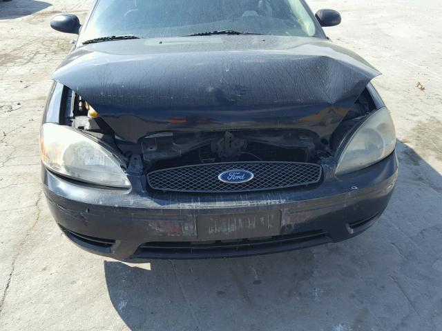 1FAFP55U44G174817 - 2004 FORD TAURUS SES BLACK photo 9