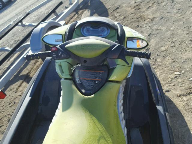 ZZN40881A404 - 2004 BOMBARDIER JETSKI GREEN photo 5