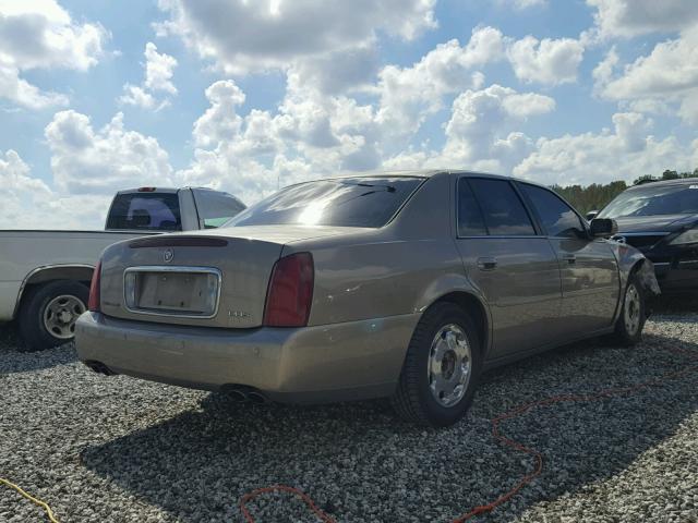 1G6KE54Y22U273365 - 2002 CADILLAC DEVILLE DH GOLD photo 4