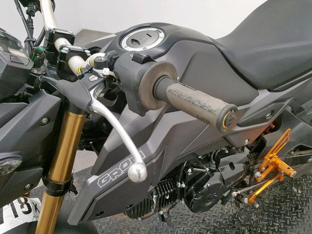 MLHJC6114H5205189 - 2017 HONDA GROM 125 BLACK photo 10