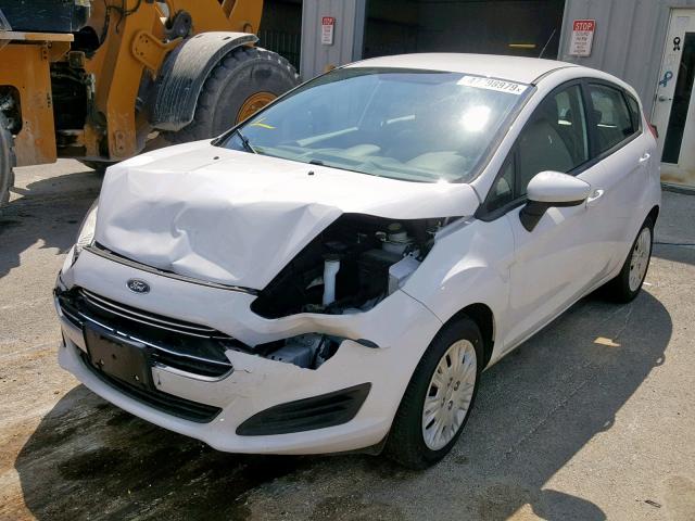 3FADP4TJ8GM171911 - 2016 FORD FIESTA S WHITE photo 2