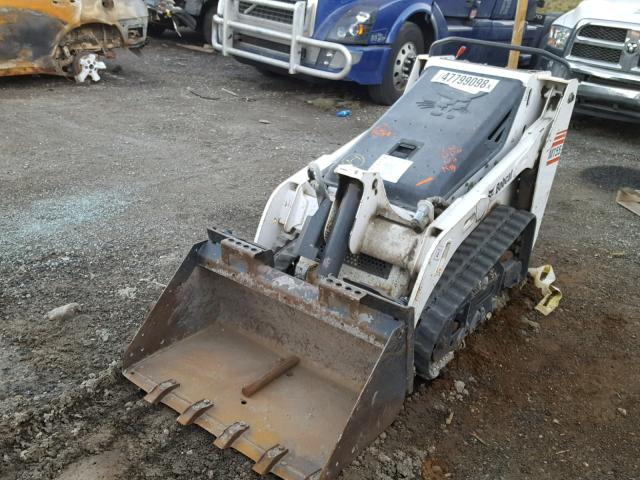 A3WT15071 - 2011 BOBCAT MINI BUCKT WHITE photo 2