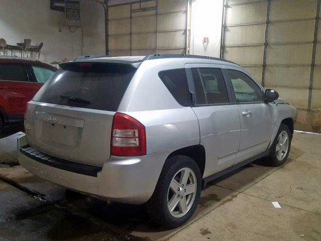 1J4NF4FB5AD519134 - 2010 JEEP COMPASS SP SILVER photo 4